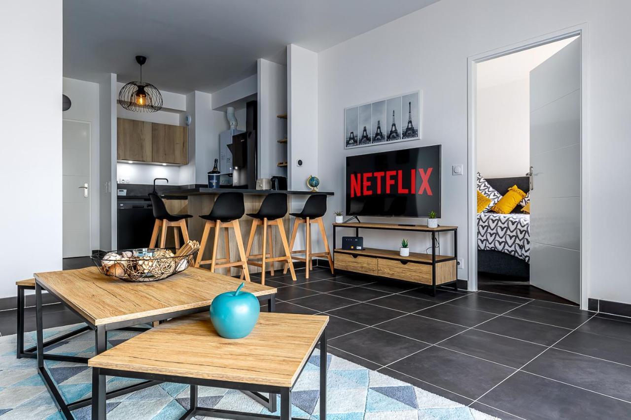 King Size Bed - Free Private Parking - Garden & Terrace - 14Min From Disneyland Ferrières-en-Brie Eksteriør bilde